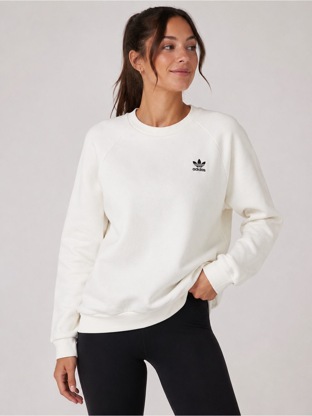 adidas White Crewneck Sweatshirt with Black Trefoil |M|